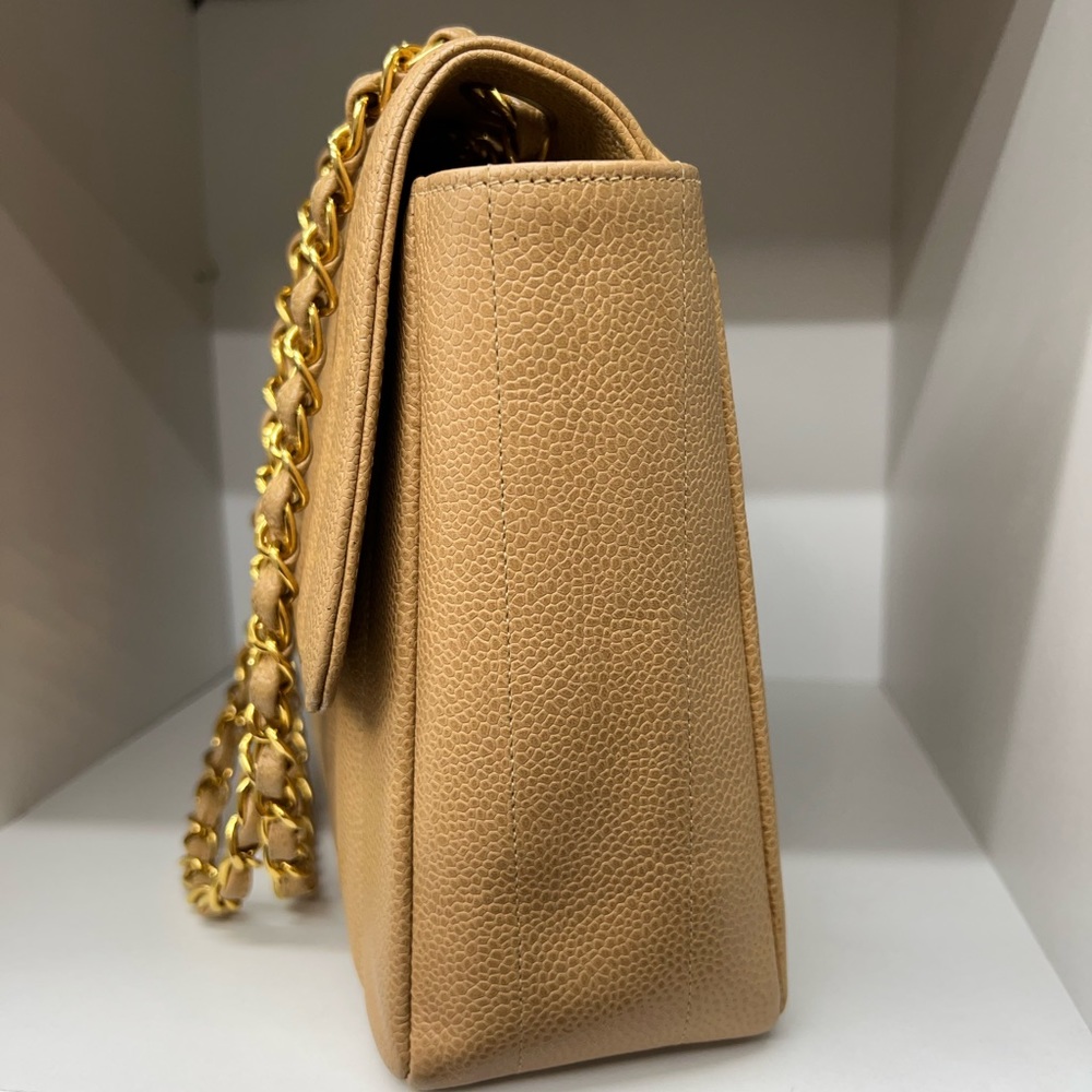 Chanel medium classic flap - Picture 4 of 14